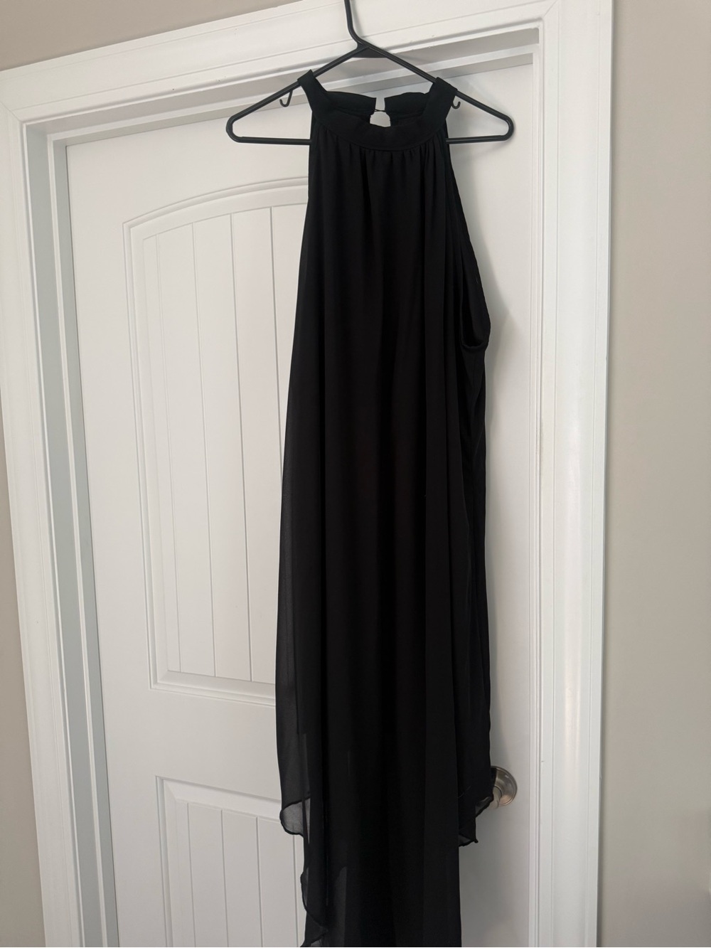 Black Women's Maxi Dress - Sleek Evening Style Fully lined